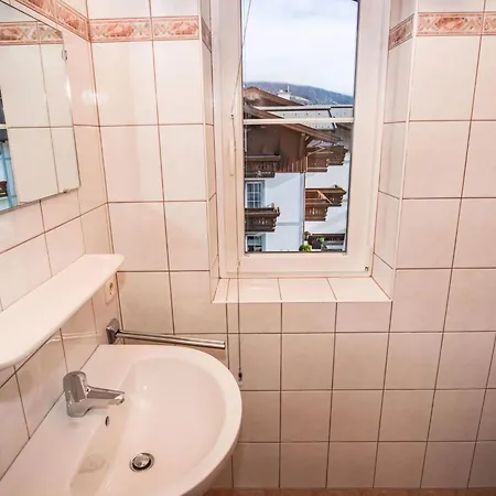 Reiter-1 By Interhome شقة